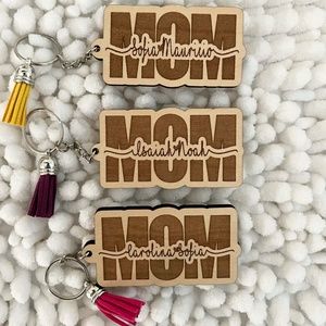 Personalized Engraved Mom or Mama Keychain with Children’s Names in Wood